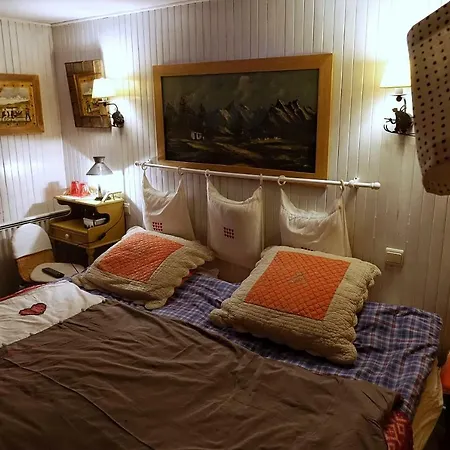 Bed & Breakfast Chalet De Pascaline *