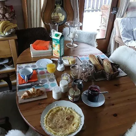 Bed & Breakfast Chalet De Pascaline